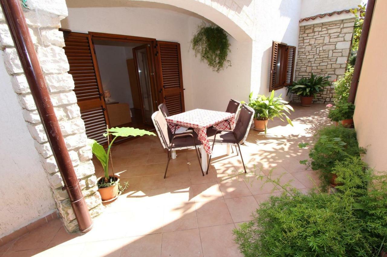 Guest House Rexa Rovinj Luaran gambar