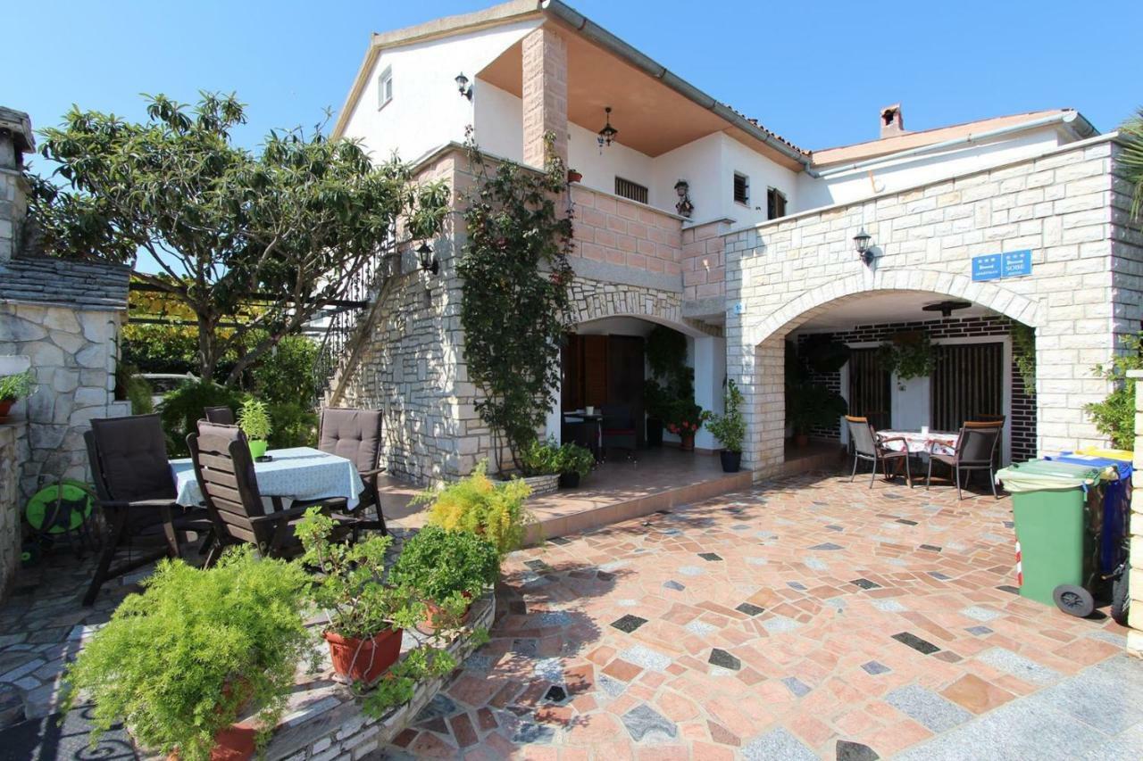 Guest House Rexa Rovinj Luaran gambar